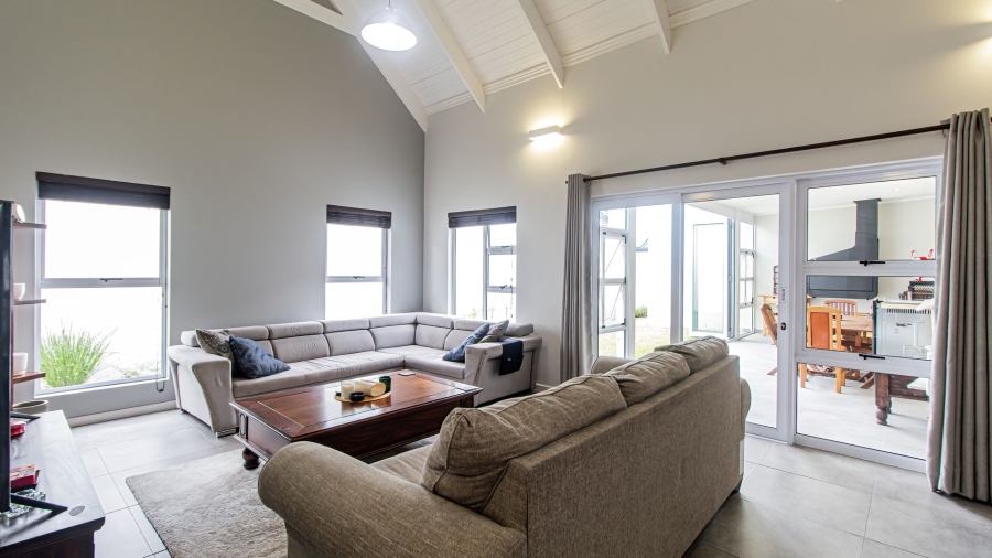 To Let 4 Bedroom Property for Rent in Sitari Country Estate Western Cape